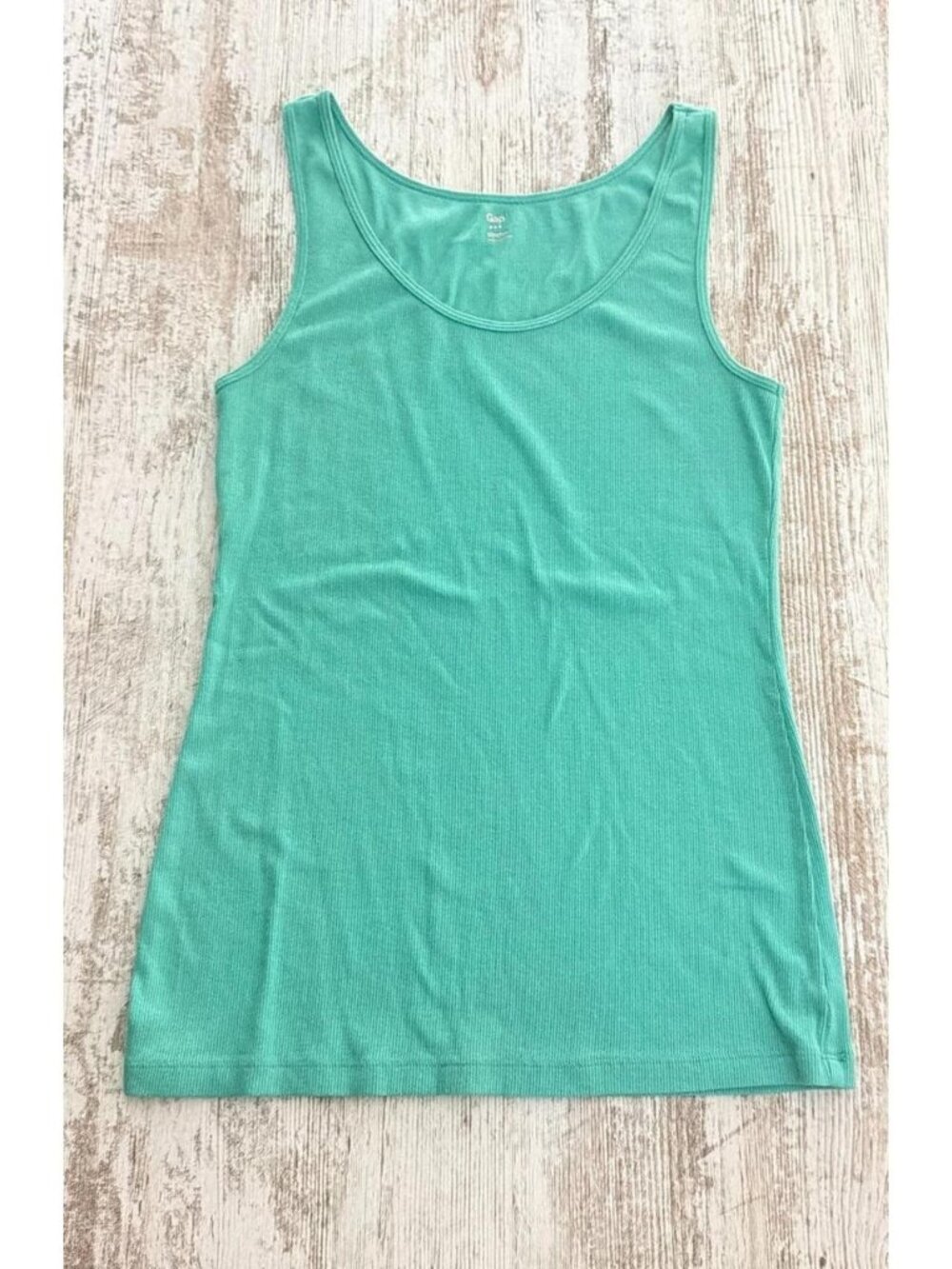 Gap Women's L Green Tank tops and camis